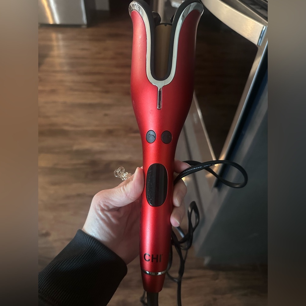 CHI Red Hair Curler